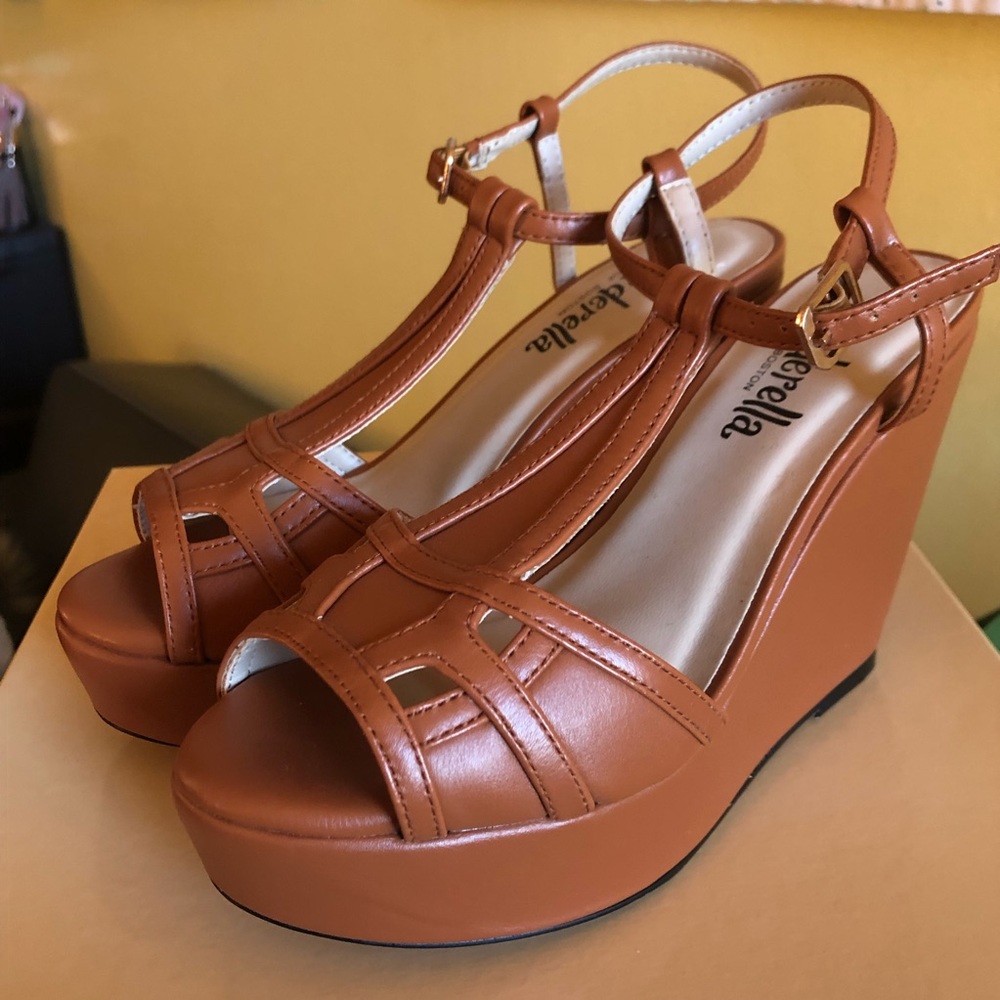 Cinderella of Boston Step Wedges